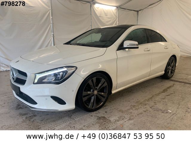 Mercedes-Benz CLA 200 Coupé Leder Navi LED Panorama Tempomat