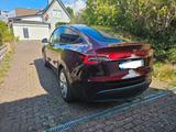 Tesla Model Y Long Range Dual Motor AWD Long Range - rote Tesla Model Y