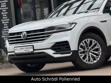 Volkswagen Touareg - 2