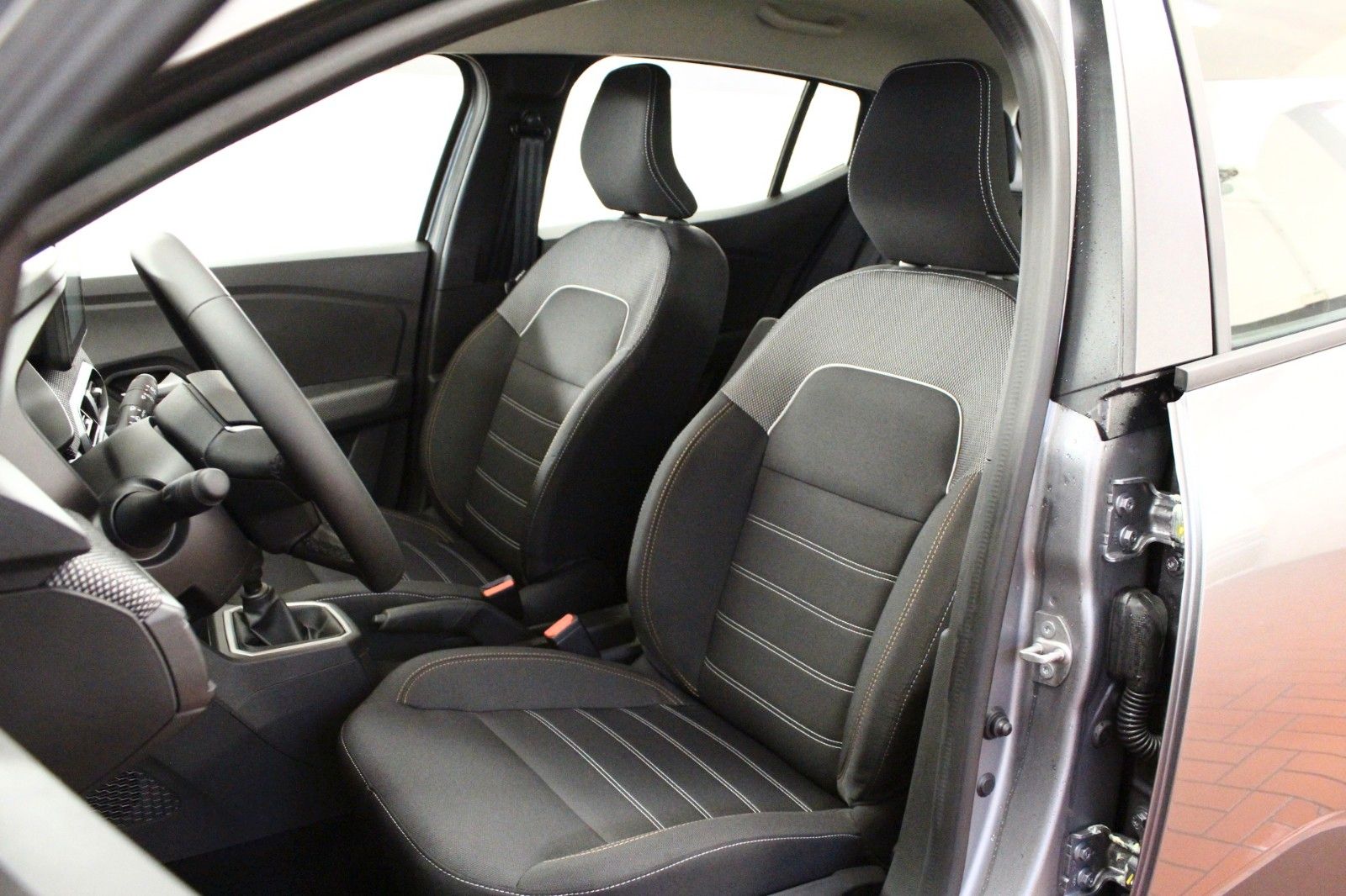 Fahrzeugabbildung Dacia Sandero TCe 90 Stepway Expression*Winterpaket*
