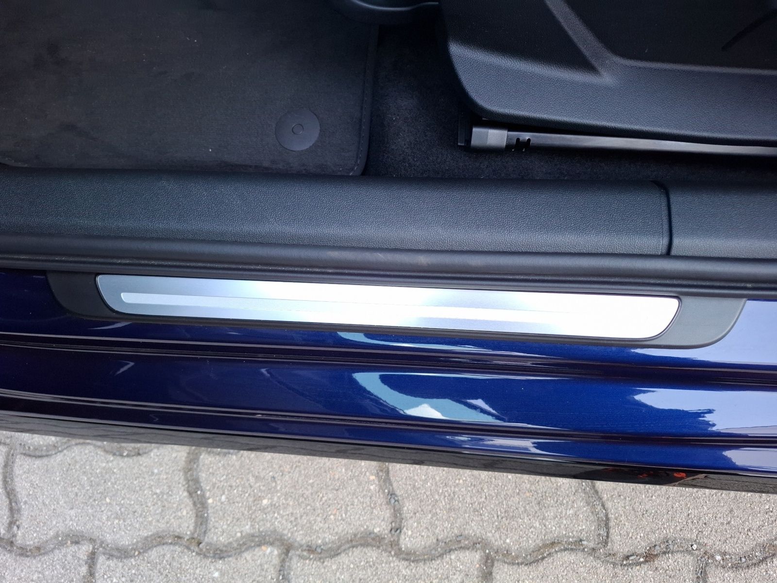 Fahrzeugabbildung Audi A3 Limousine 35 TDI S-line S tronic Standhzg LED