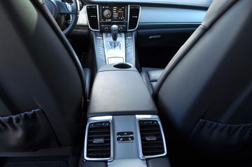 صورة مصغرة 11 لـ 2009 Porsche PANAMERA