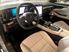 Fahrzeugabbildung Espace VI Iconic E-Tech Hybrid Panorama Navi Le