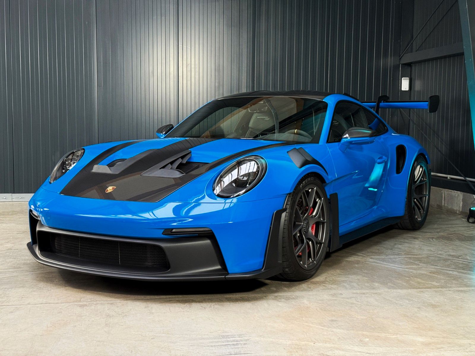 Fahrzeugabbildung Porsche 992 GT3 RS + Approved + Weissach + Sharkblue