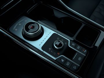 Kia Sorento 2.2D Platinum AWD DCT8 AHK NAV Glasdach