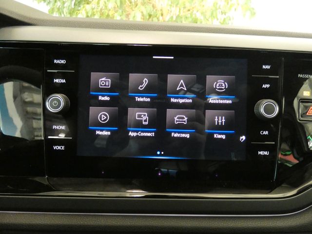 Polo 1.0 TSI R-Line DSG PANO KAMERA GARANTIE