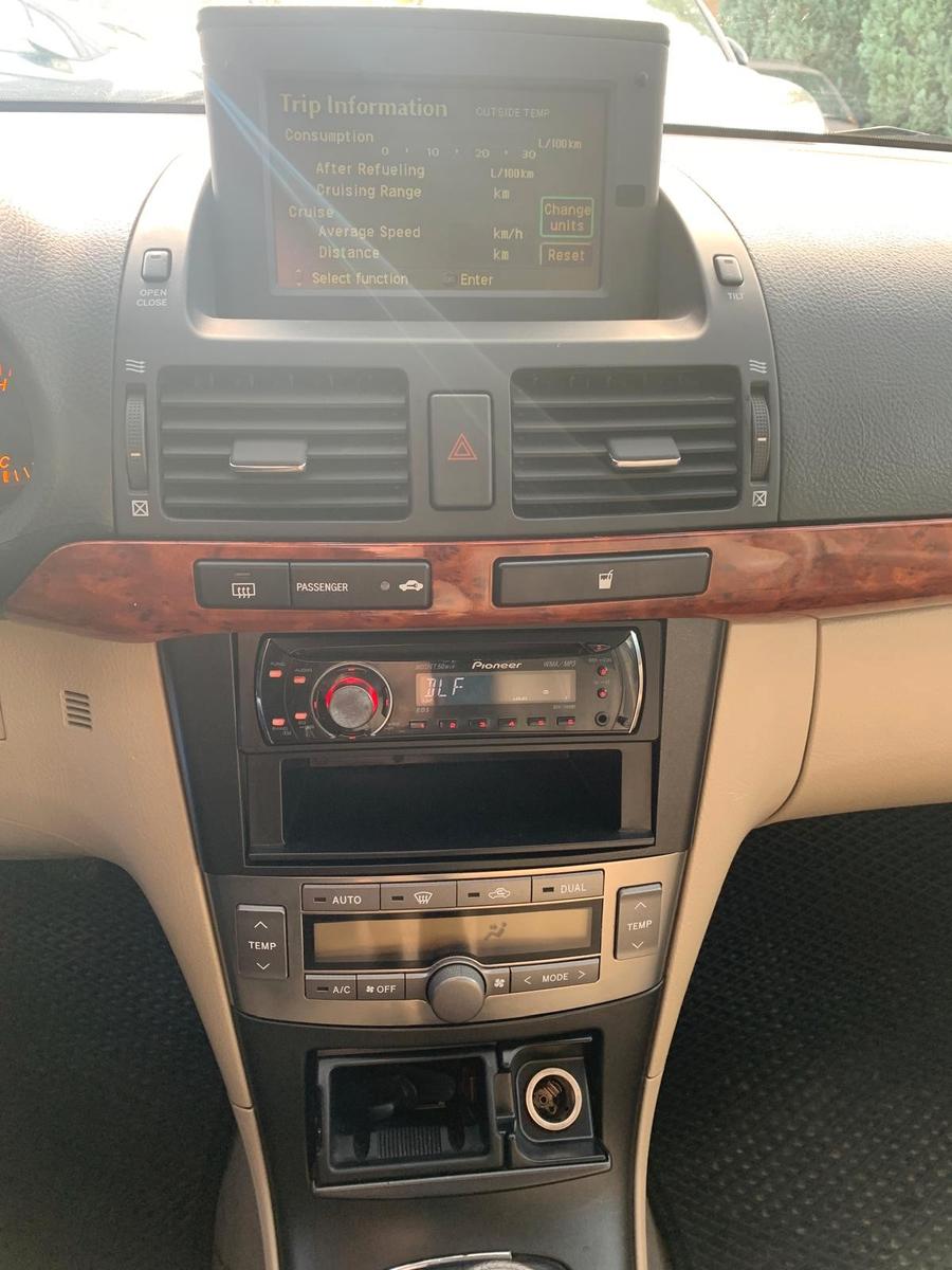 Toyota Avensis 2006 — photo 18
