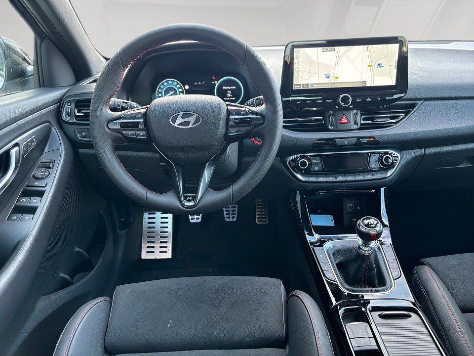 Fahrzeugabbildung Hyundai i30 1.5T 140PS 48V N LINE Sitz-Paket Panoramadac