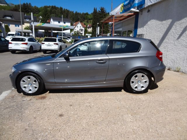 Fahrzeugabbildung BMW 118d/1.Hand/Xenon/SitzH/PDC/Voll BMW Service/