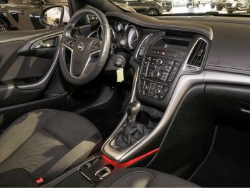 Opel Cascada - 10