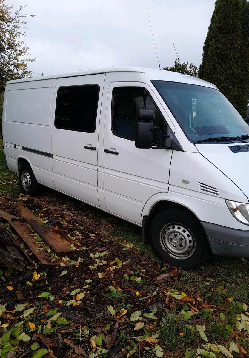 Mercedes-Benz Sprinter 2006 — салон