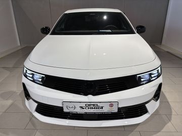 Fotografie 2 des Opel Astra 1.2 Turbo GS