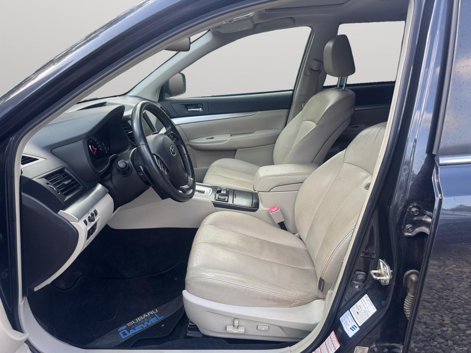 Subaru Legacy 2.0d 4WD Kombi/Outback AHK Navi Kamera