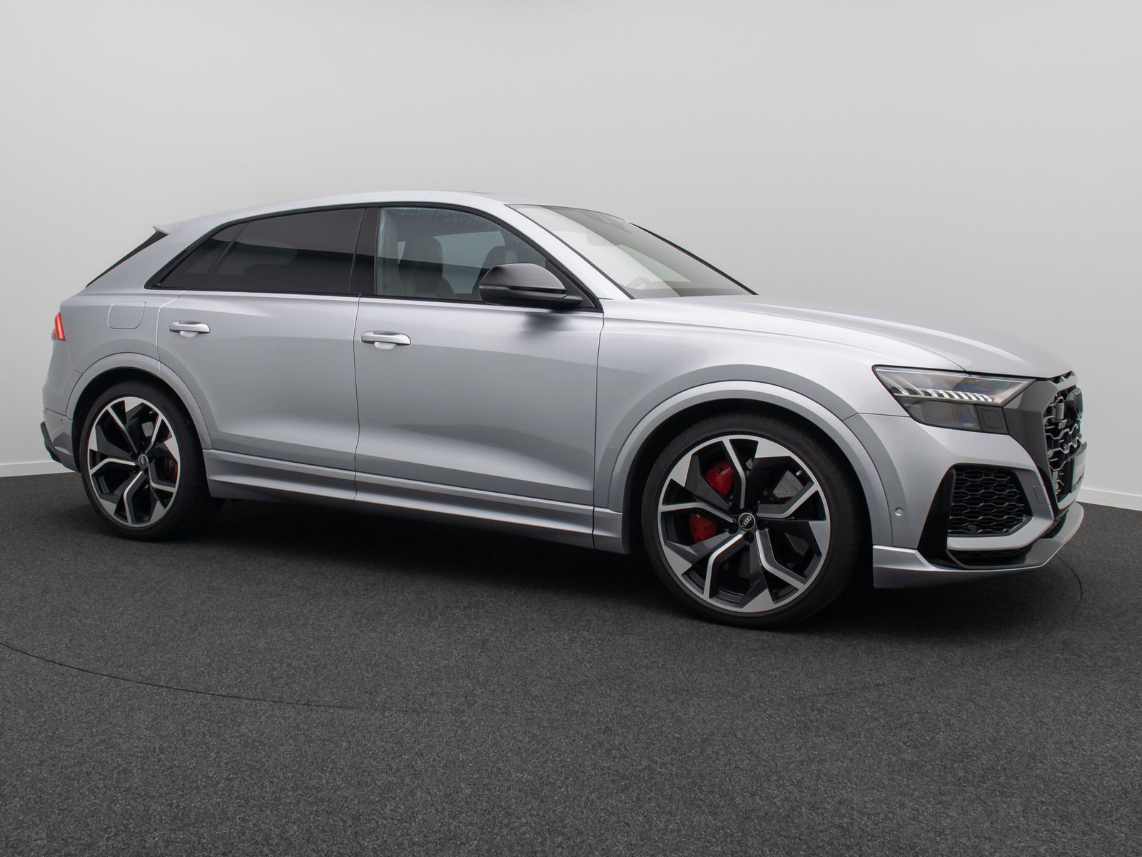 Fahrzeugabbildung Audi RSQ8 4.0 TFSI Panorama 360&deg; HUD B&O VOLL 23Zoll