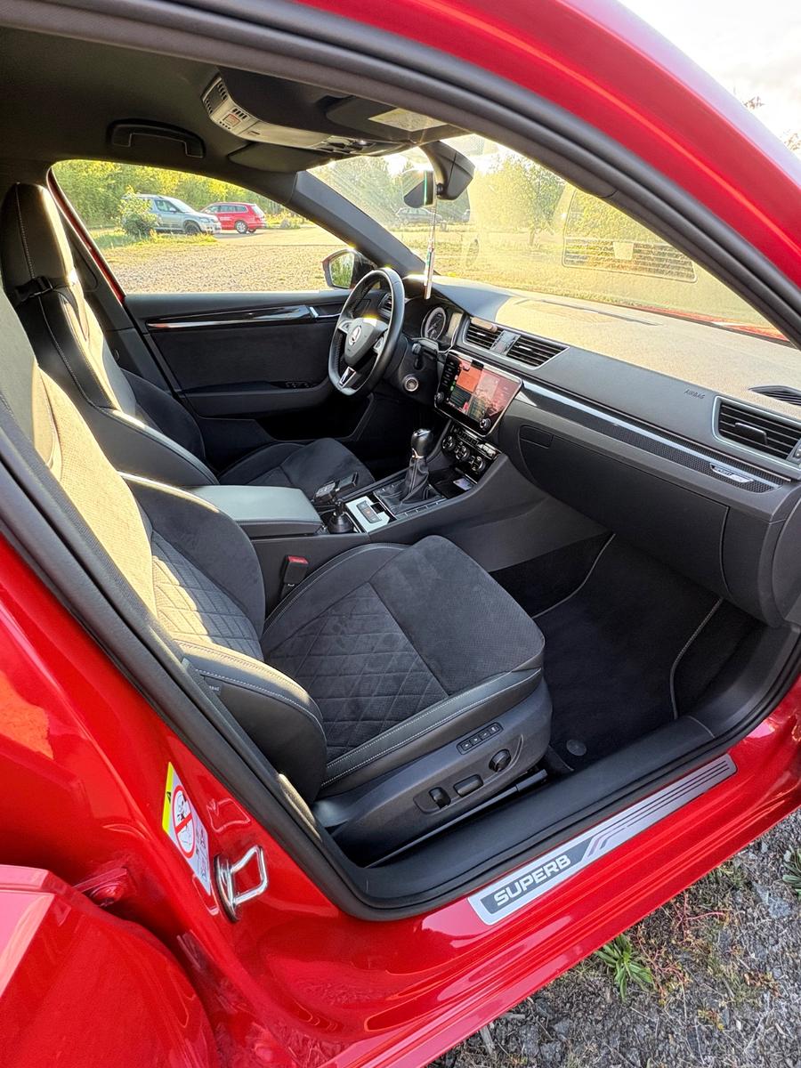 Skoda Superb 1.5 TSI ACT SPORTLINE COMBI SPORTLINE