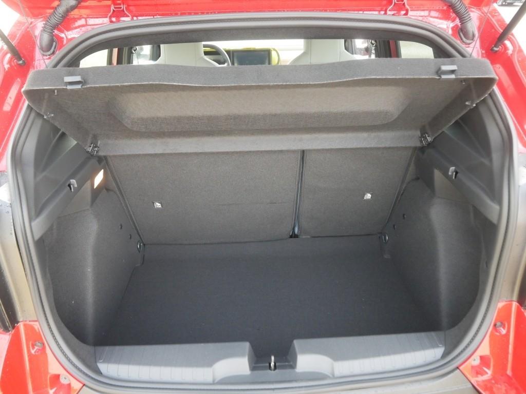 Fiat Grande Panda LA PRIMA HYBRID 1.2 eDCT 110 PS WIN