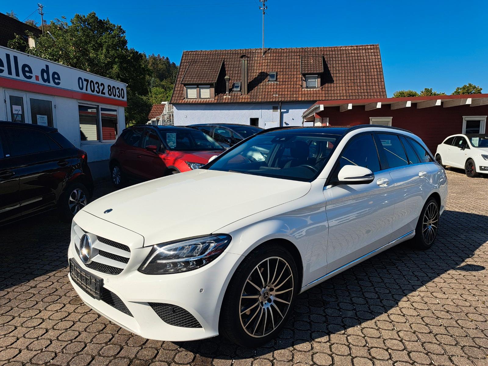 Mercedes-Benz C 220