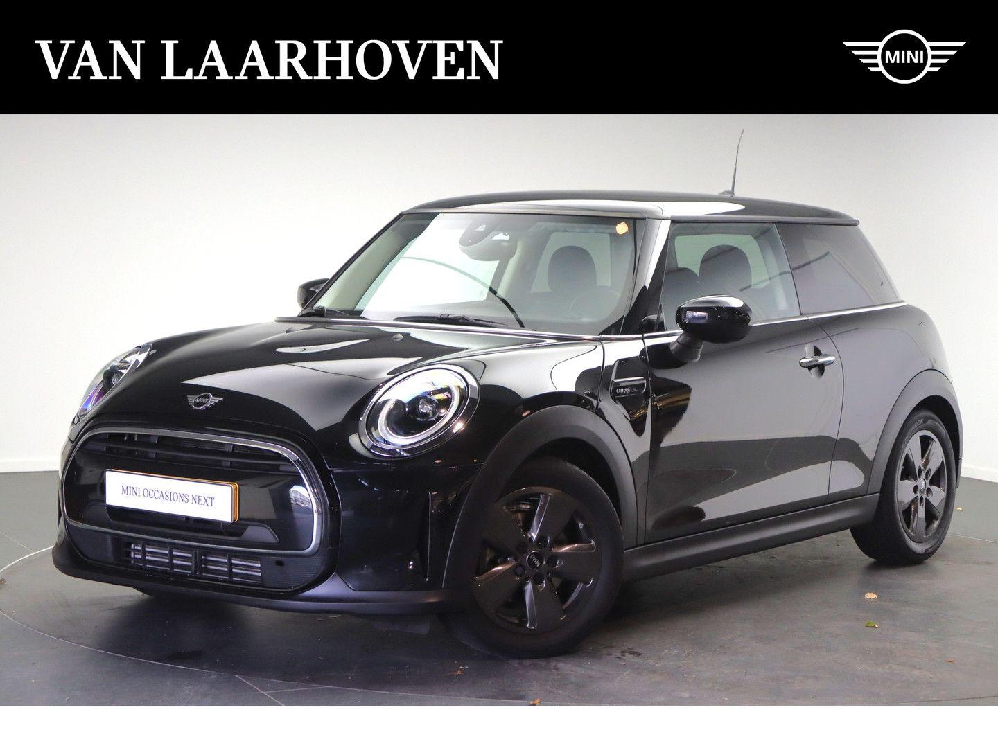 MINI Cooper Hatchback automatik / LED / Airconditioni