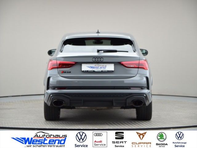 Fahrzeugabbildung Audi RSQ3 Sportback 2.5l TFSI 294kW qu. 280km/h Navi