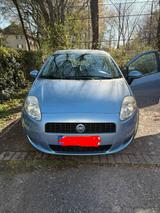 Fiat Punto Grande - Fiat Grande Punto mit Benzin-Antrieb: Automatik
