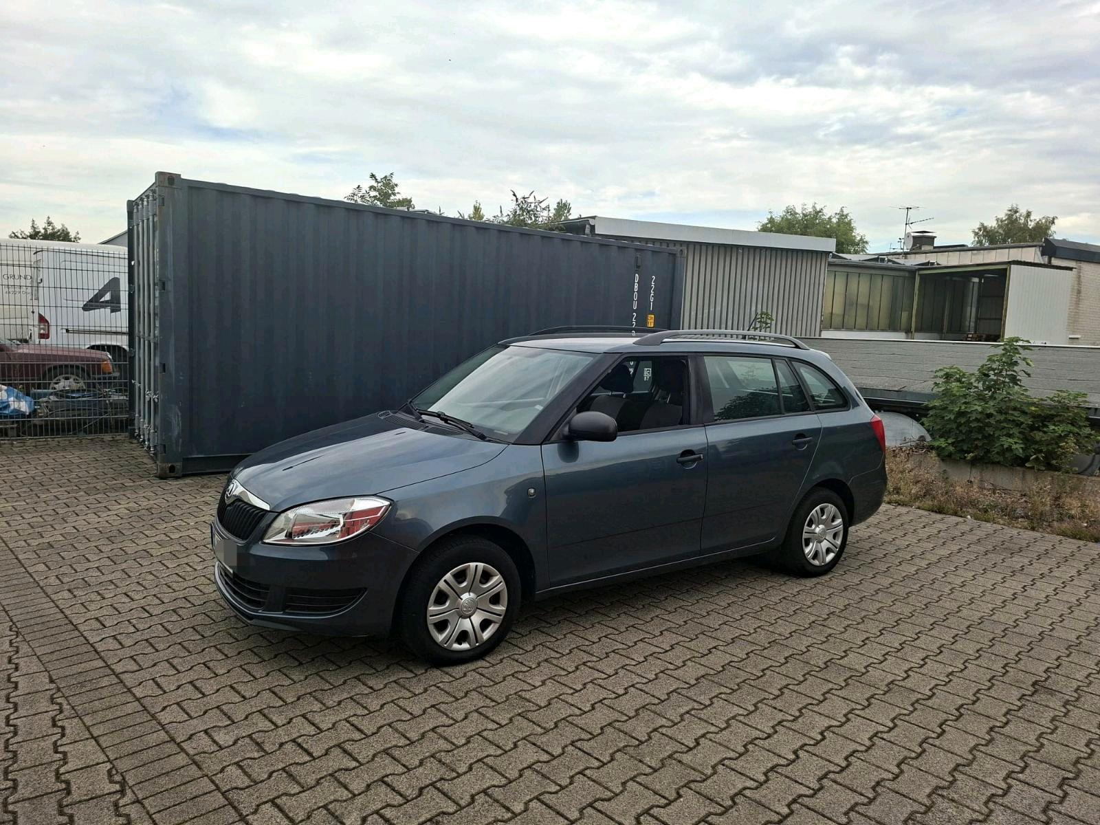 Skoda Fabia 2014 — interior