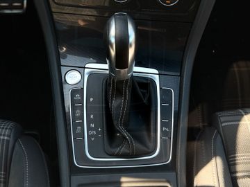 Volkswagen Golf 7 GTD  *SHZ*STDHZ*PANO*AHK*Keyless*