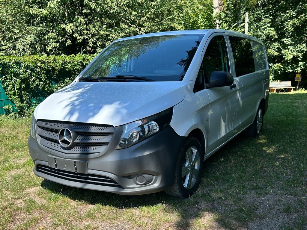 Image of Mercedes-Benz Vito