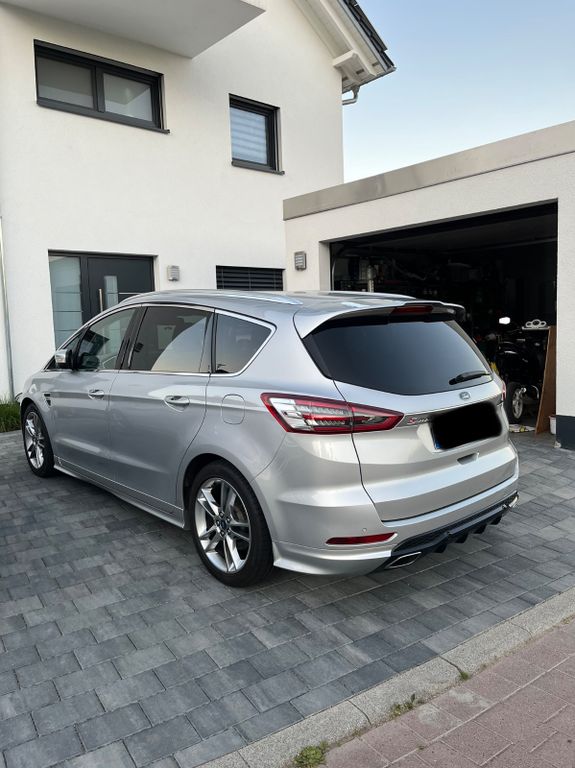 Image of Ford S-Max