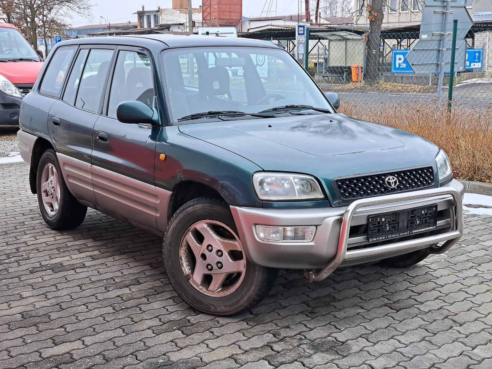 Toyota RAV 4  2.0 4x4 KLIMAANLAGE