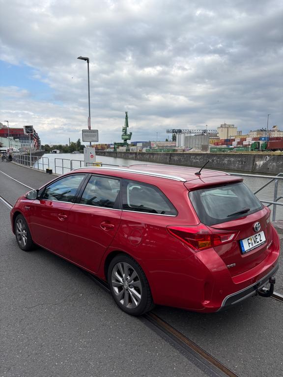Toyota Auris Touring Sports