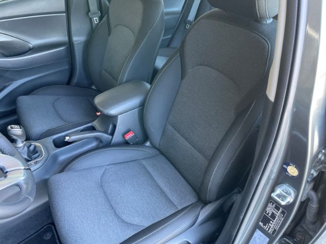 Fahrzeugabbildung Hyundai i30 1.5 T-GDI Mild-Hybrid Trend Navigation, Sitz