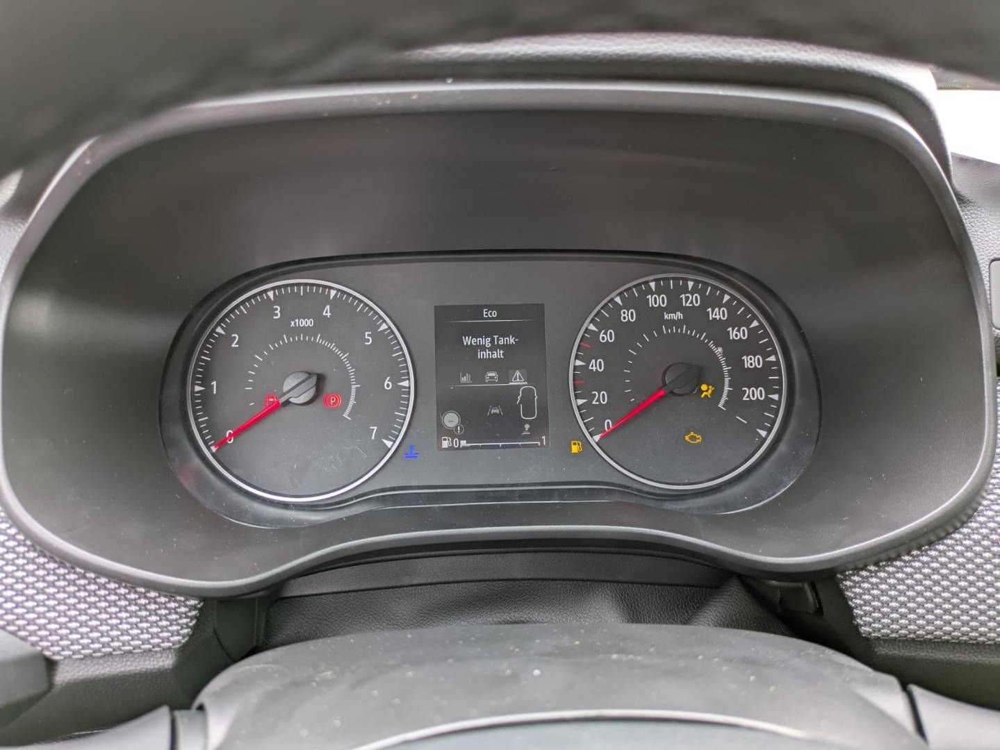 Fahrzeugabbildung Dacia Jogger Expression TCe 110 7-Sitzer