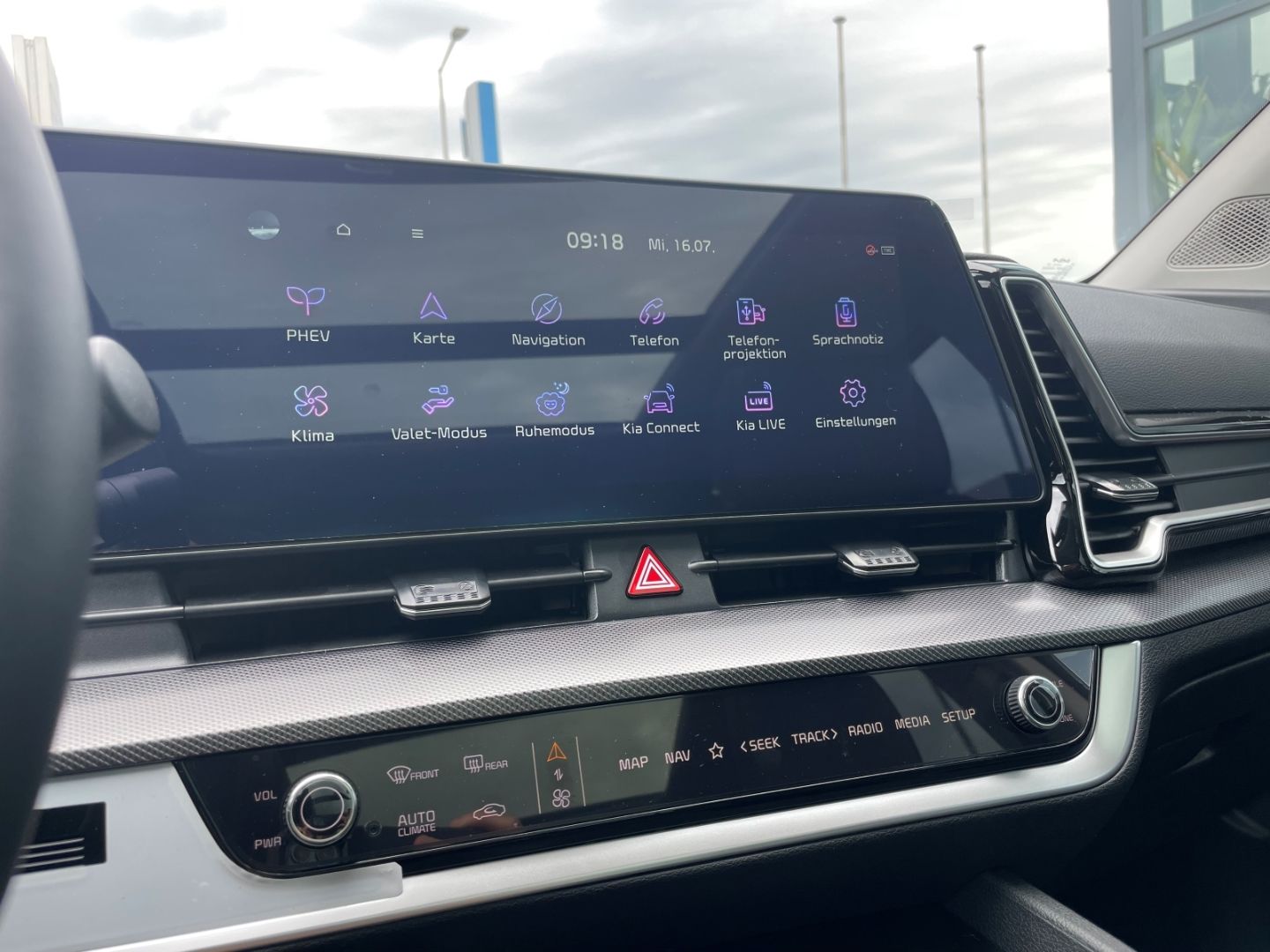 Fahrzeugabbildung Kia Sportage Plug-in Hybrid 4WD 360Kamera LED Panoda