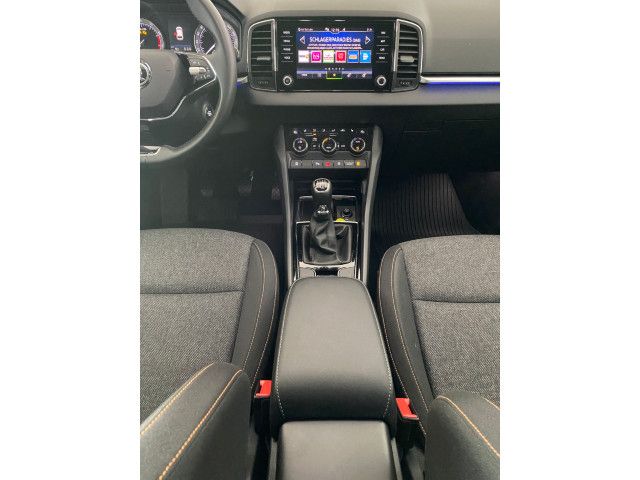Karoq CLEVER 125 1.5 TSI NAVI+SHZ+EPH