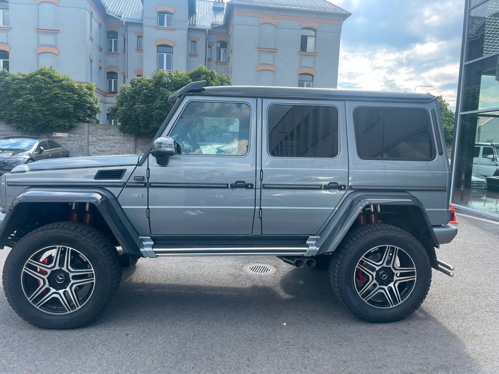 Mercedes-Benz G 500