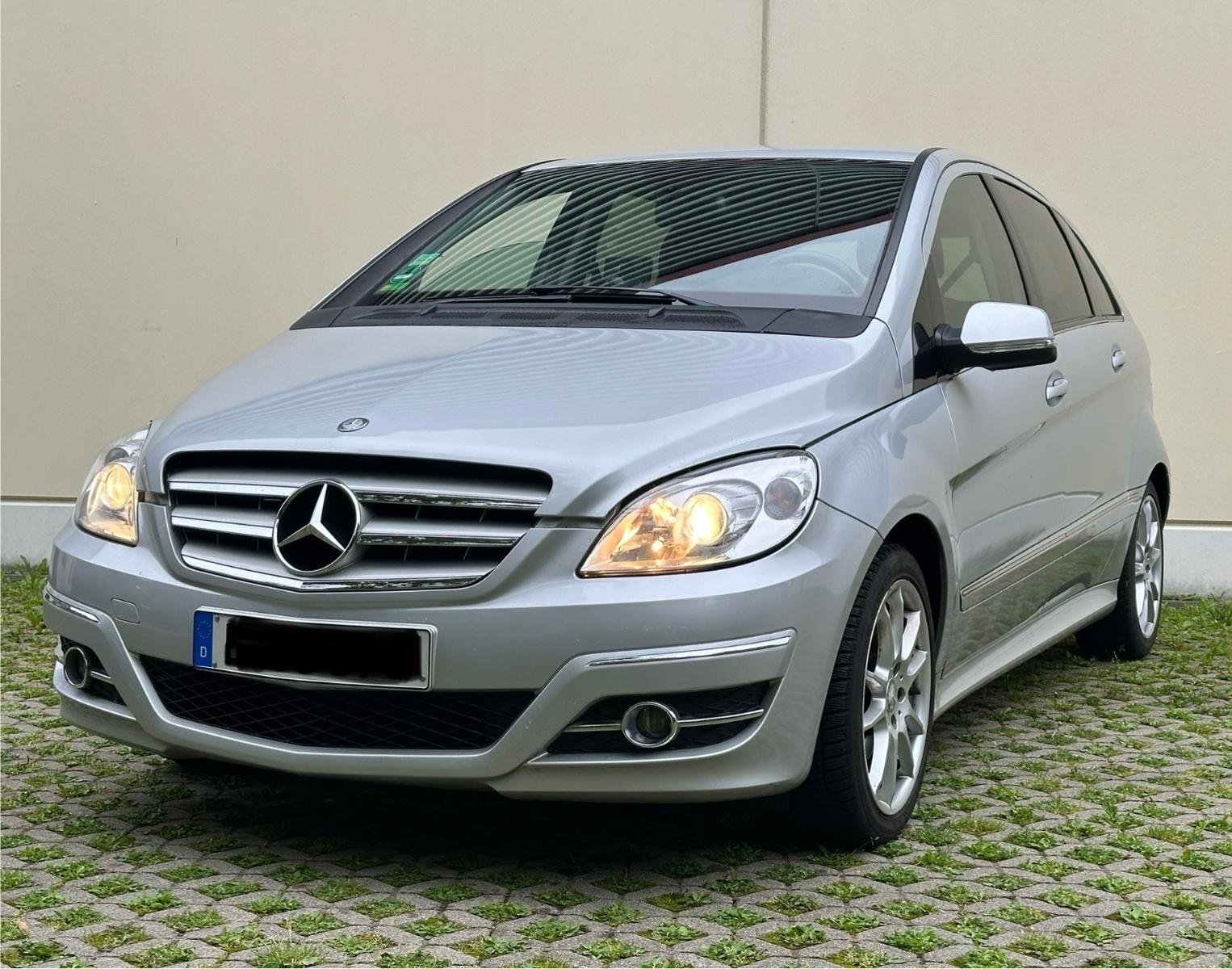 Mercedes-Benz B 200 Avantgarde | HU Neu | SHZ | Navi | Kamera