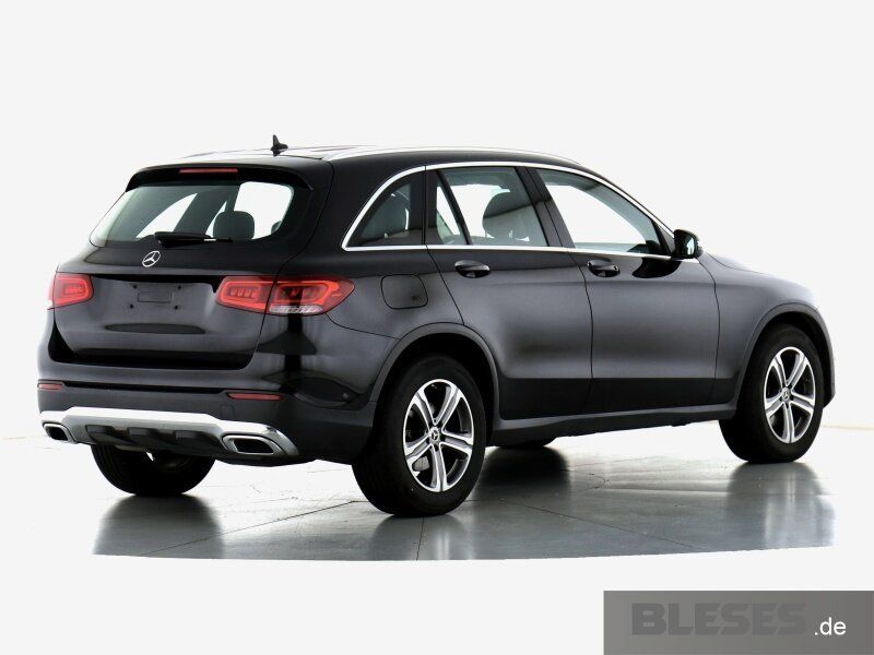 MERCEDES-BENZ GLC 220 – Bild 2
