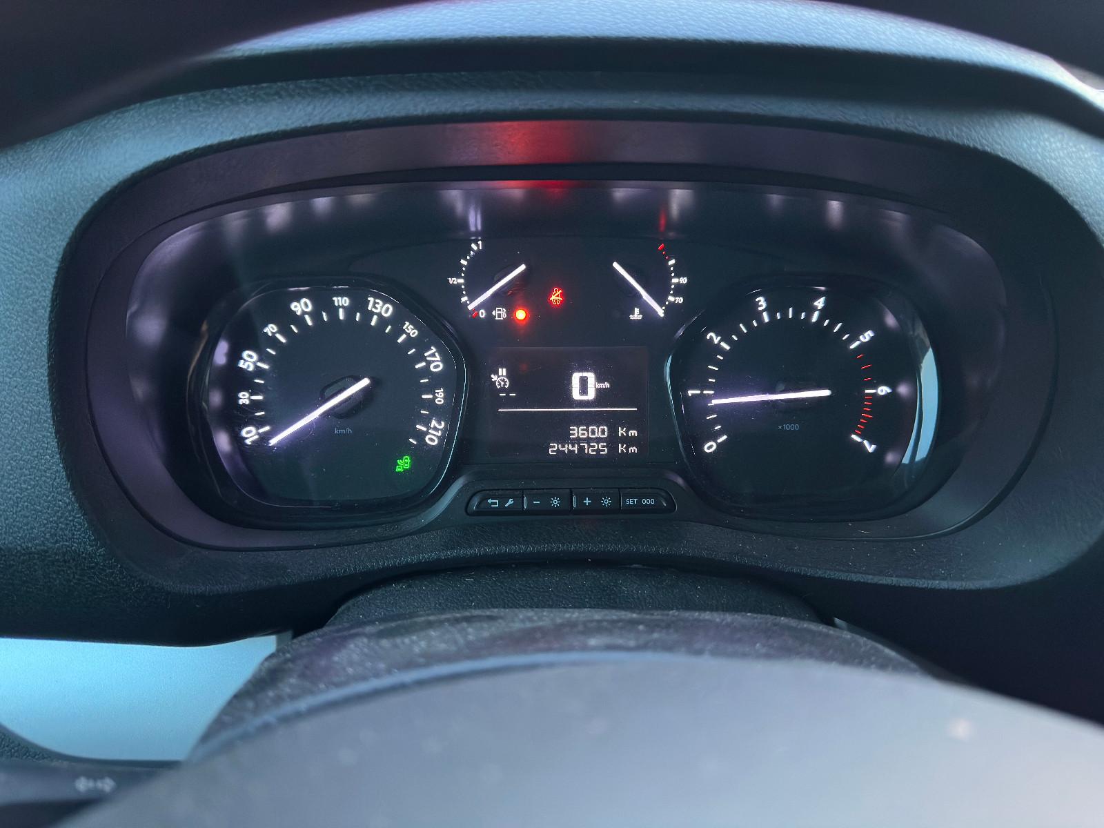 Toyota Proace (Verso) 9-Sitzer  TÜV 02/28