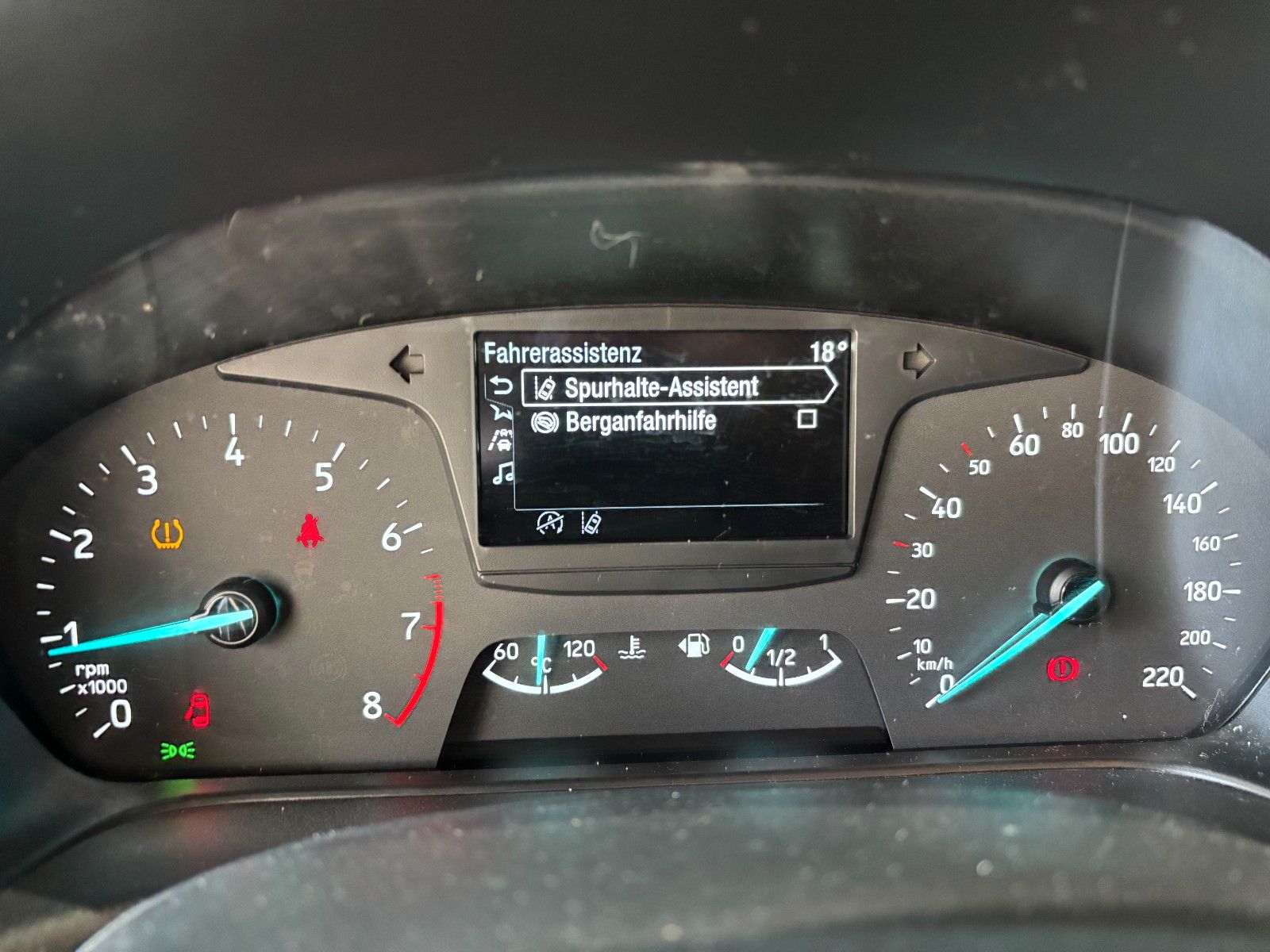 Fahrzeugabbildung Ford Fiesta Cool & Connect /Easy-Driver-Paket/TÜV NEU