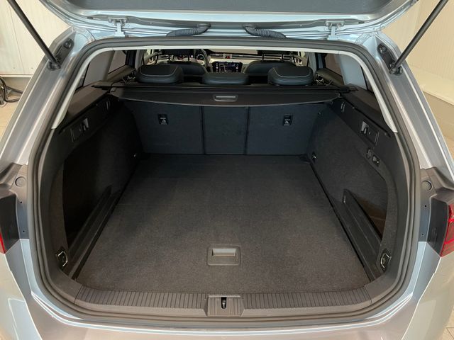 Passat Variant Elegance 2.0 TDI DSG LED PANO NAV