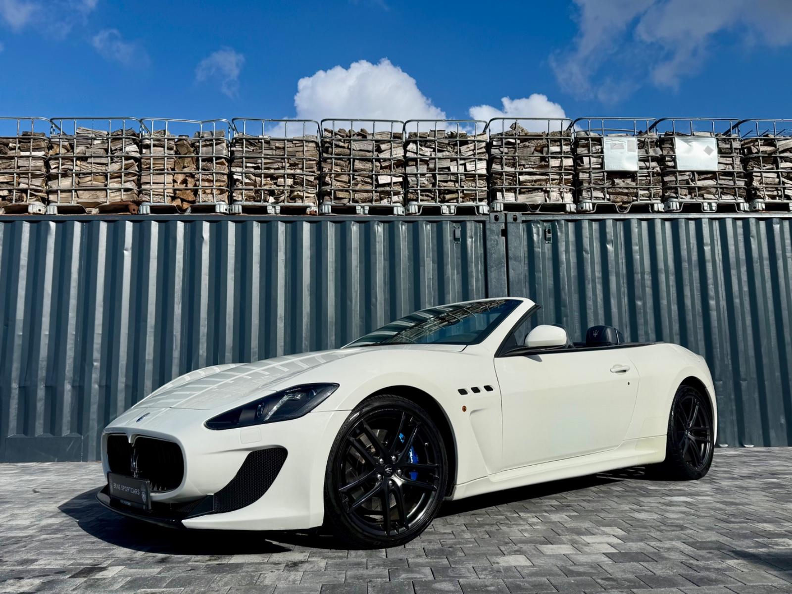 Maserati GranCabrio 4.7 V8 MC Carbon Bose