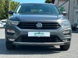 Volkswagen T-Roc Style / KAMERA / NAVI / ACC