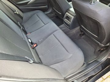 BMW 318 - 12