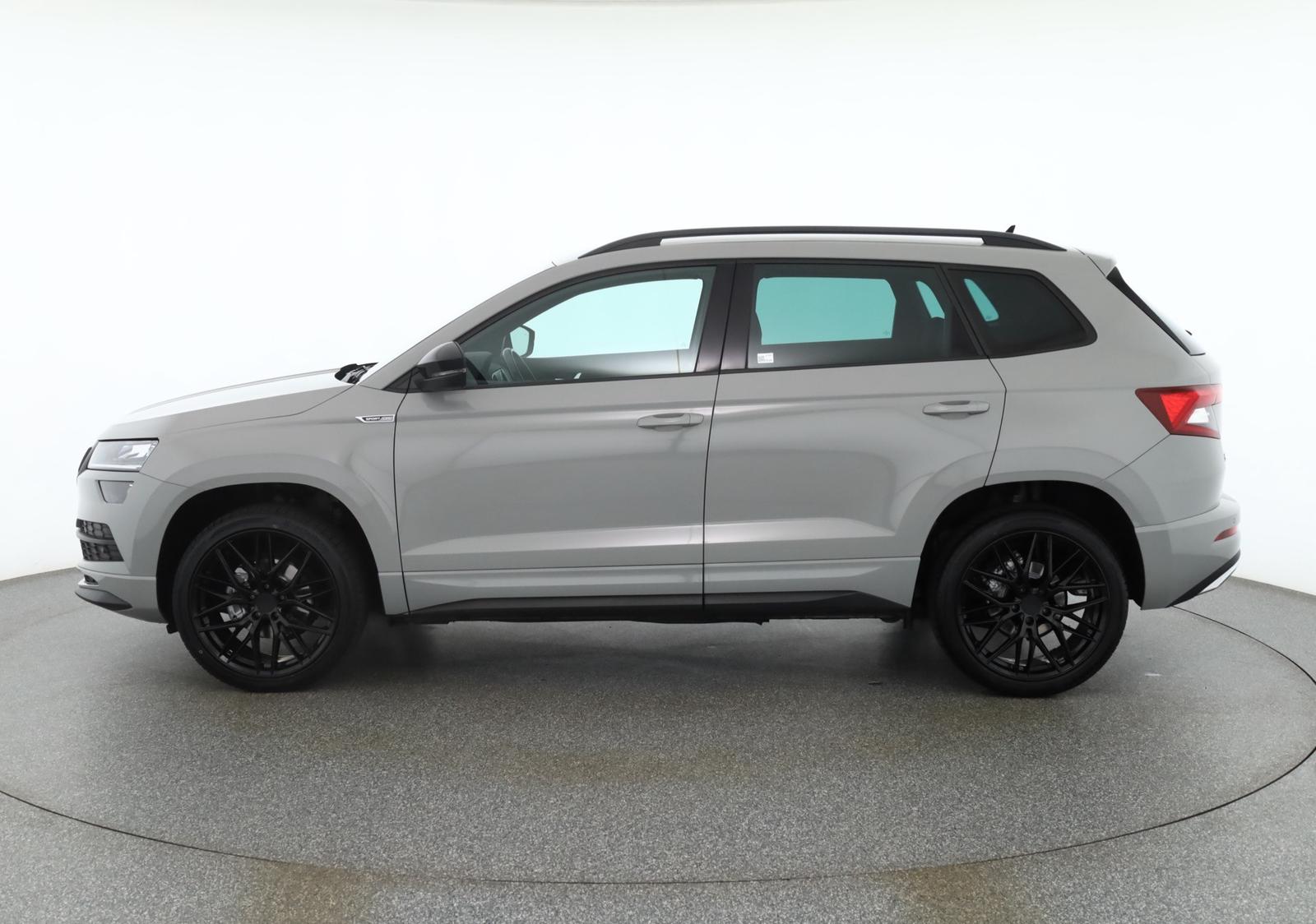 Skoda Karoq 1.5 TSI DSG Sportline LED ACC Kamera Navi