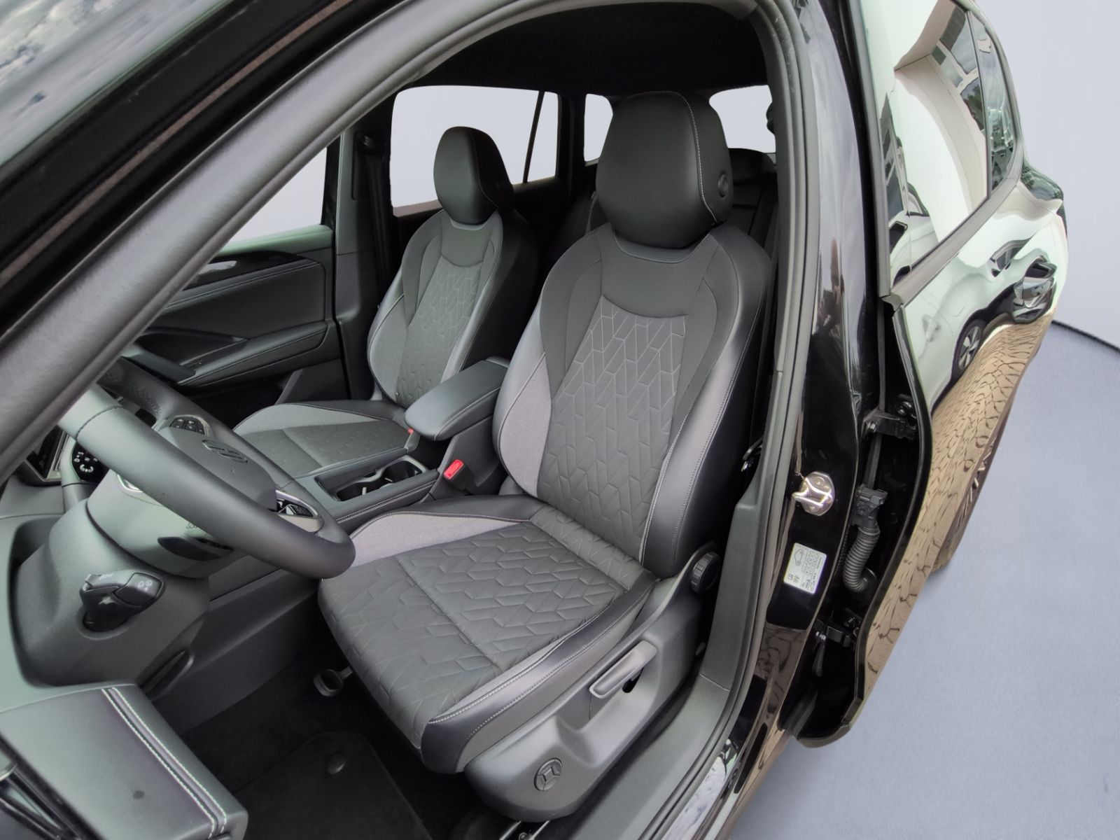Tiguan 2.0TDI DSG 4M Goal CLIMATRONIC+SHZ+KAMERA