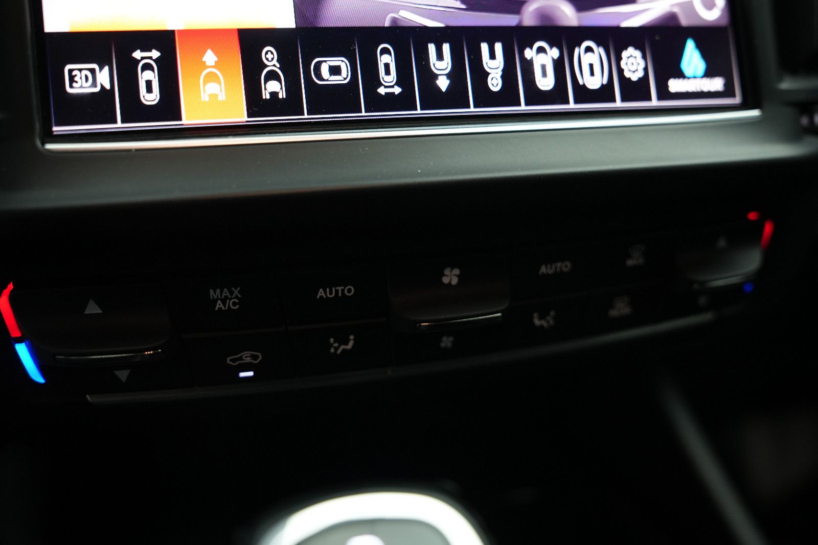 Fahrzeugabbildung Maserati Levante Diesel/GRANSPORT/LED/360°/MEMORY