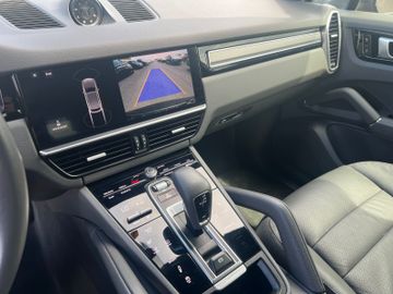 Porsche Cayenne - 11