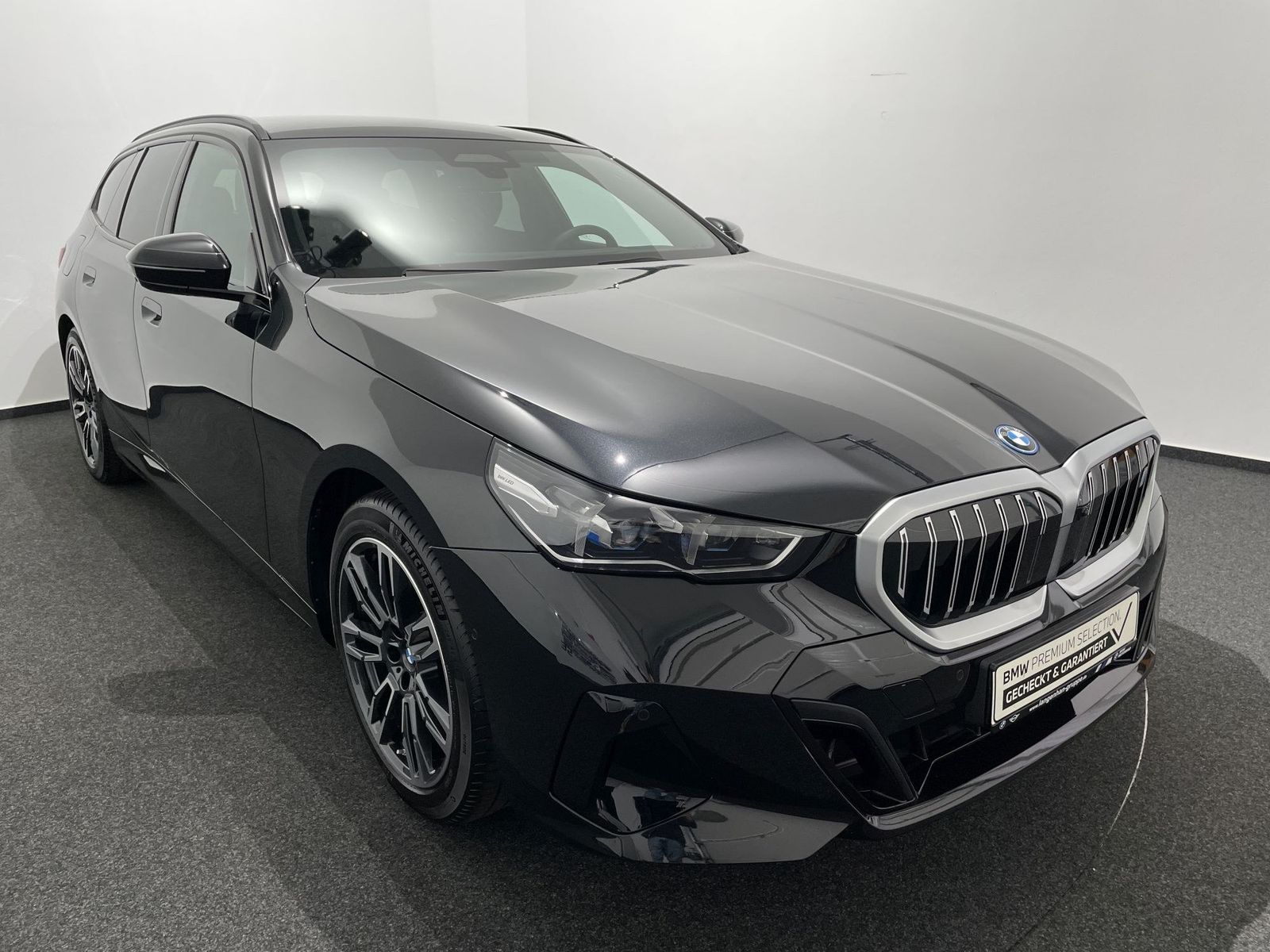 BMW i5 eDrive40 Tour. M Sport NAVI HUD AHK ACC B&W 3 foto 3