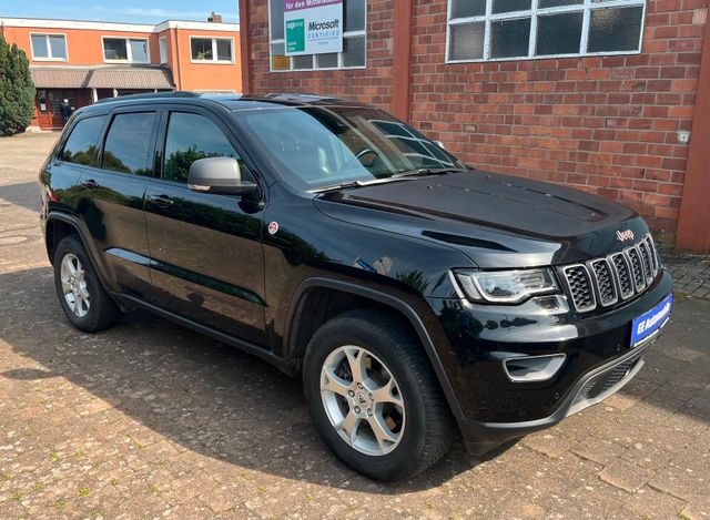 Jeep Grand Cherokee 3.0 CRD Trailhawk Bild 2