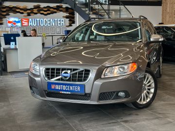 Volvo V70 Kombi Momentum *Leder*